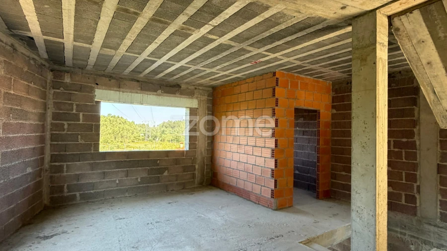 Moradia T3 para Venda em Lagares e Figueira