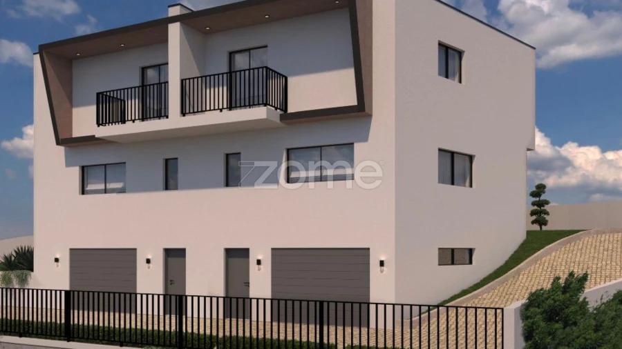 Moradia T3 para Venda em Eja