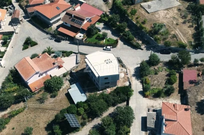 Moradia T3 para Venda em Eja