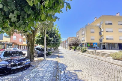 Apartamento T2 para Venda em Nelas