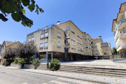 Apartamento T2 para Venda em Nelas
