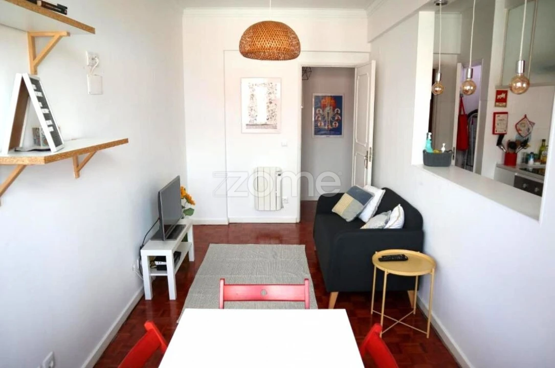 Apartamento T2 para Arrendamento em Santa Maria e São Miguel, São Martinho, São Pedro Penaferrim Foto 1