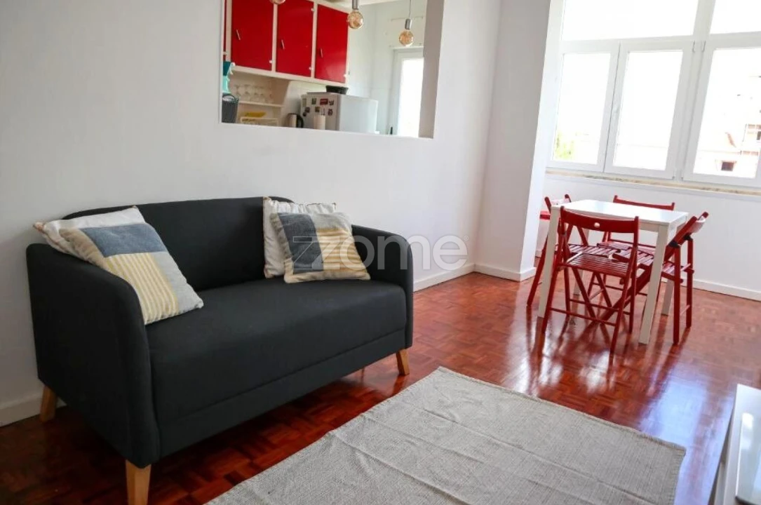 Apartamento T2 para Arrendamento em Santa Maria e São Miguel, São Martinho, São Pedro Penaferrim Foto 2