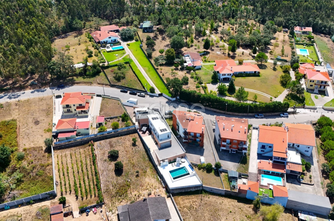 Moradia T5 para Venda em Taveiro, Ameal e Arzila Foto 72