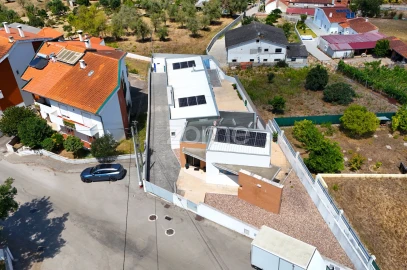 Moradia T5 para Venda em Taveiro, Ameal e Arzila