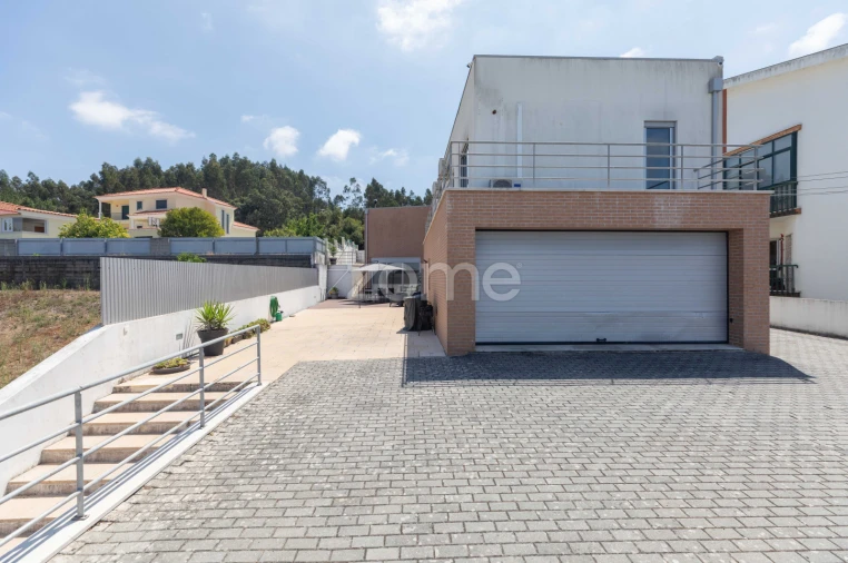 Moradia T5 para Venda em Taveiro, Ameal e Arzila Foto 52