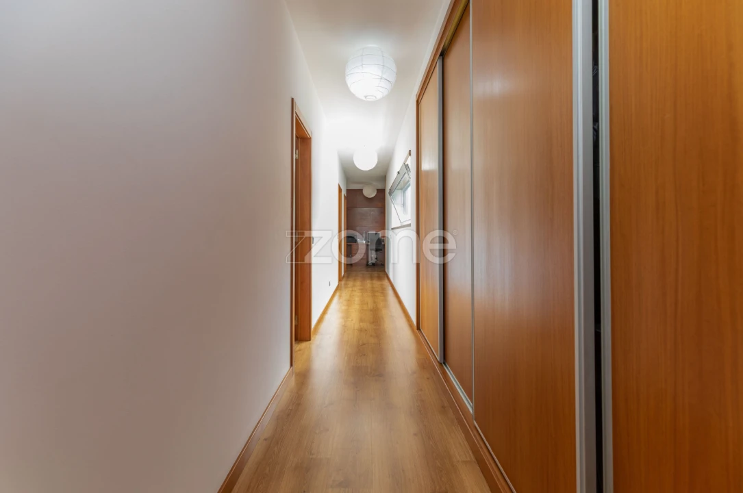 Moradia T5 para Venda em Taveiro, Ameal e Arzila Foto 46