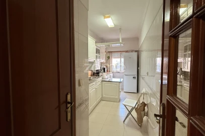 Apartamento T2 para Arrendamento em Cacém e São Marcos