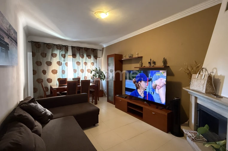 Apartamento T2 para Arrendamento em Cacém e São Marcos Foto 5