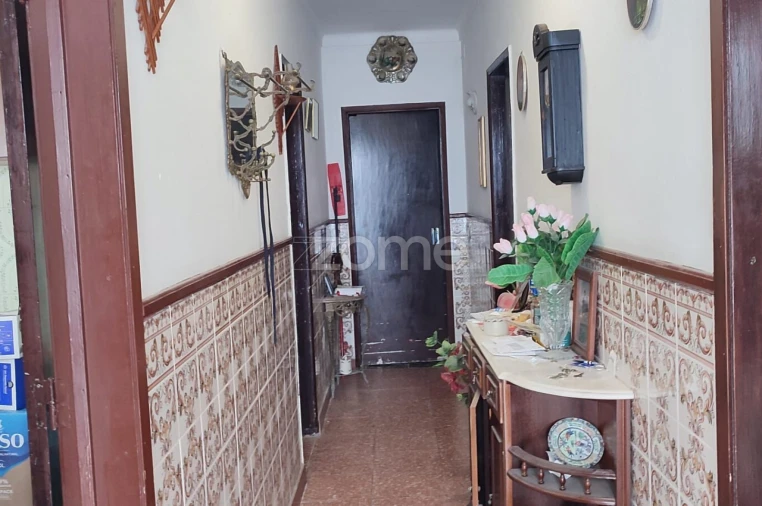 Quinta T4 para Venda em Santa Maria do Castelo e Santiago e Santa Susana Foto 2