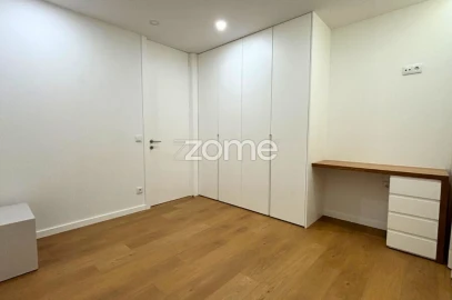 Apartamento T2 para Arrendamento em São Vicente (Braga)