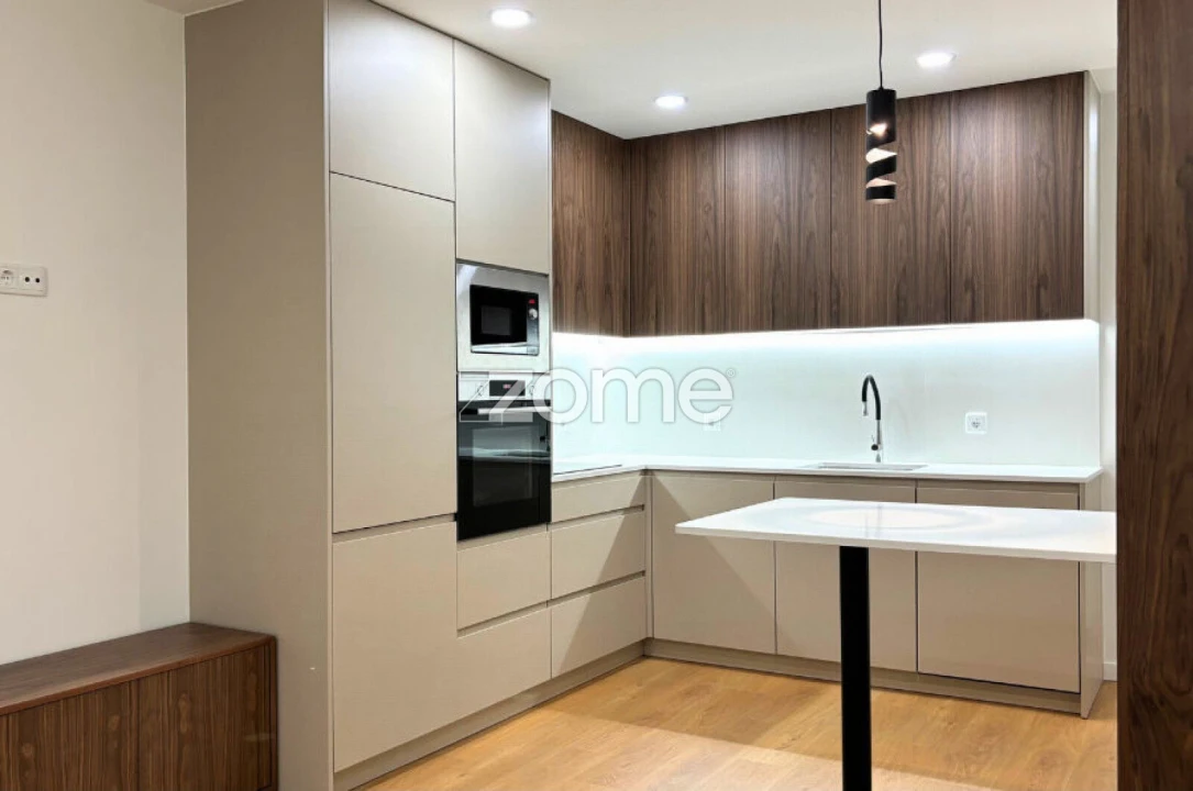 Apartamento T2 para Arrendamento em São Vicente (Braga) Foto 3