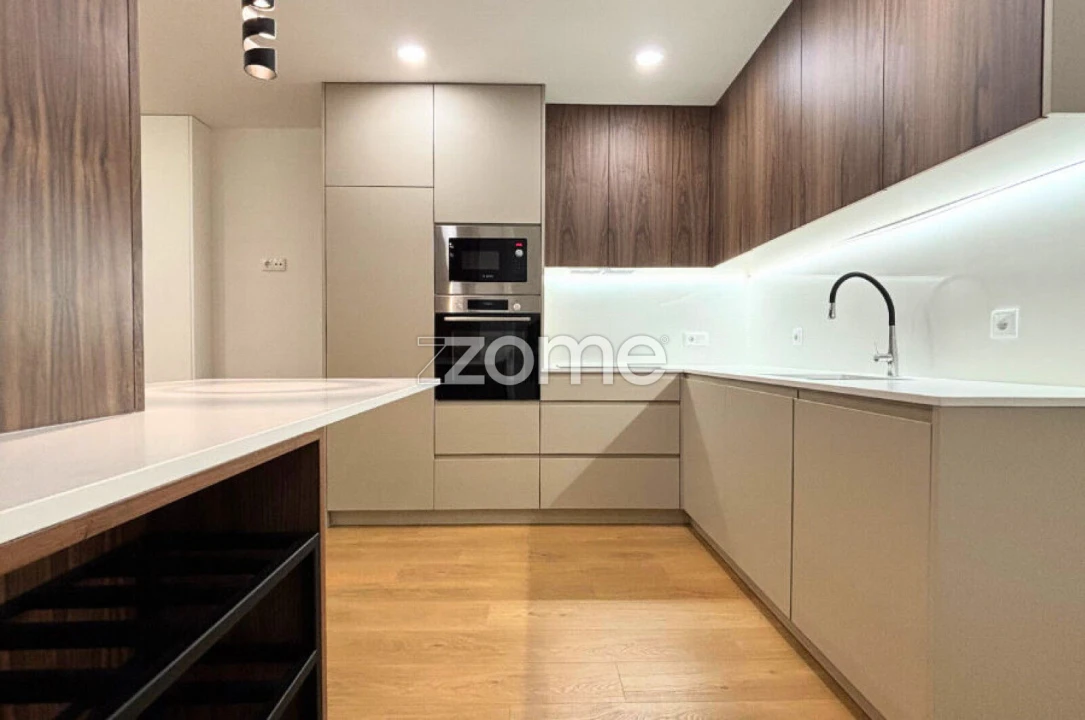 Apartamento T2 para Arrendamento em São Vicente (Braga) Foto 9