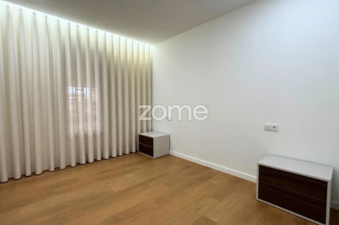 Apartamento T2 para Arrendamento em São Vicente (Braga) Foto 13