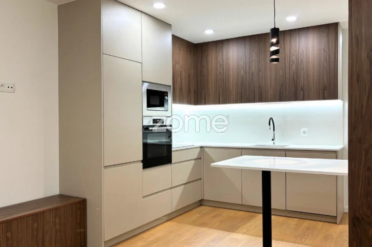 Apartamento T2 para Arrendamento em São Vicente (Braga) Foto 3