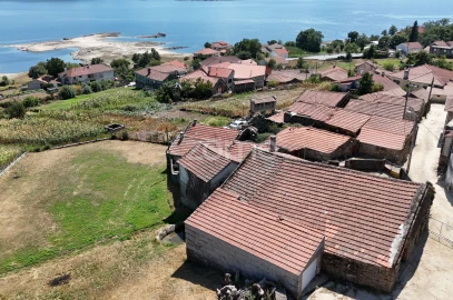 Moradia T1 para Venda em Viade de Baixo e Fervidelas