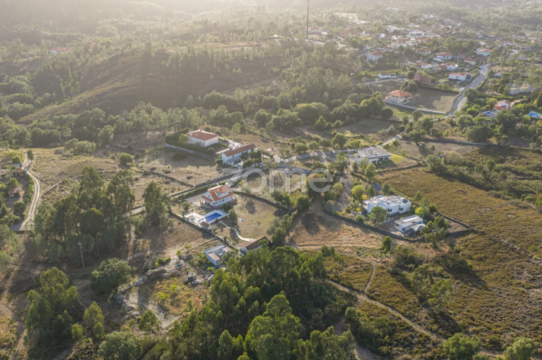 Terreno para Venda em Aguiar de Sousa Foto 7