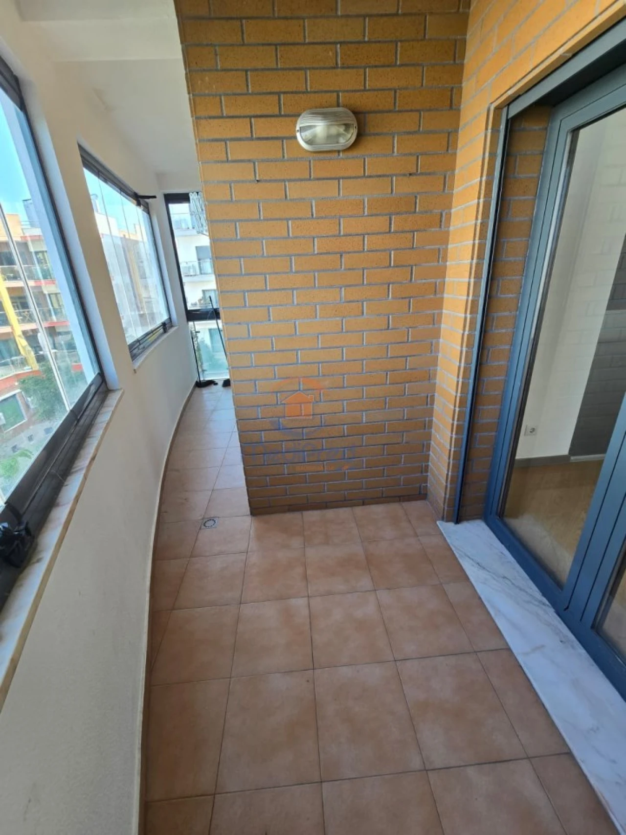Apartamento T2 para Venda em Ramada e Caneças Foto 16