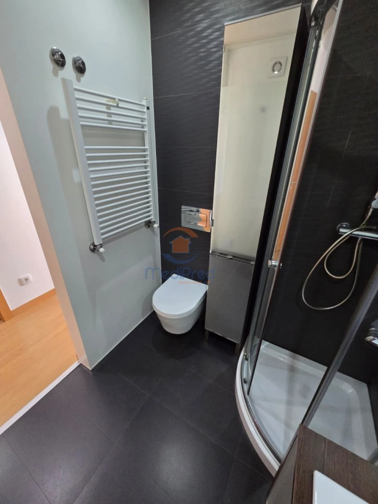 Apartamento T2 para Venda em Ramada e Caneças Foto 29