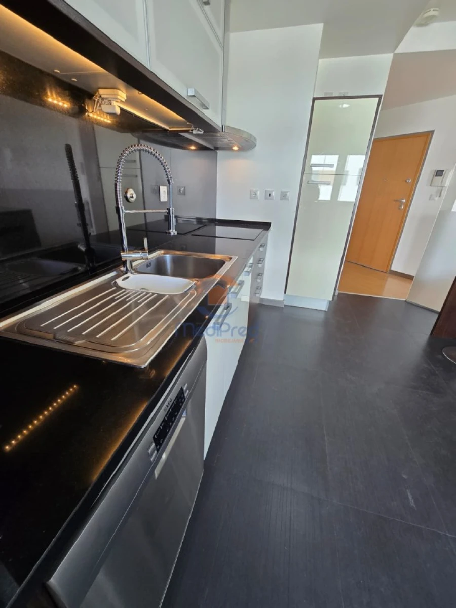 Apartamento T2 para Venda em Ramada e Caneças Foto 13