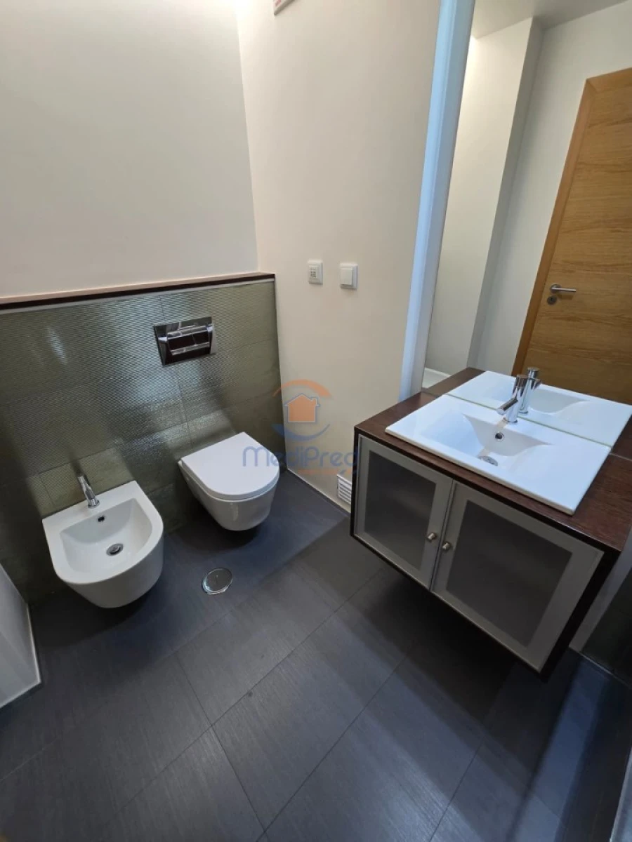 Apartamento T2 para Venda em Ramada e Caneças Foto 20