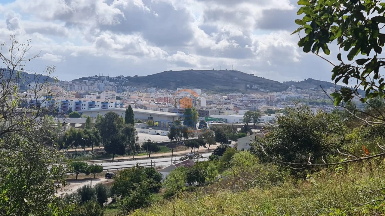 Terreno para Venda em Santa Maria, São Pedro e Matacães Foto 1
