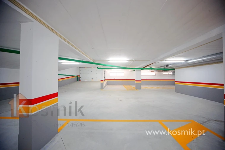 Apartamento T2 para Arrendamento em Póvoa de Santo Adrião e Olival Basto Foto 32