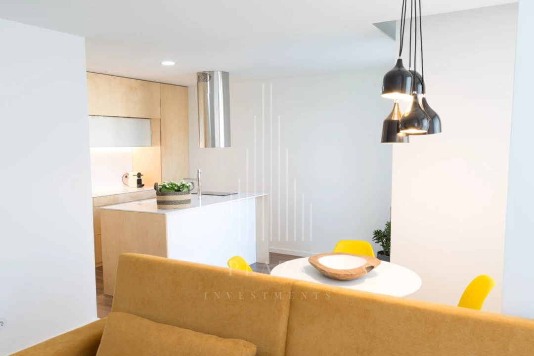 Apartamento T1 para Venda em Cedofeita, Santo Ildefonso, Sé, Miragaia, São Nicolau e Vitória Foto 1