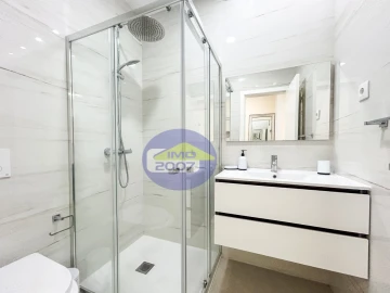 Apartamento T2 para Venda em Cedofeita, Santo Ildefonso, Sé, Miragaia, São Nicolau e Vitória