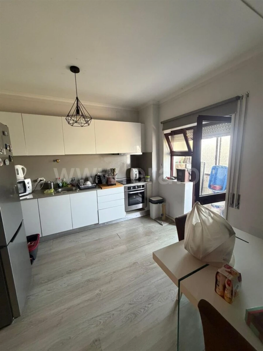 Apartamento T1 para Venda em Rio Tinto Foto 3