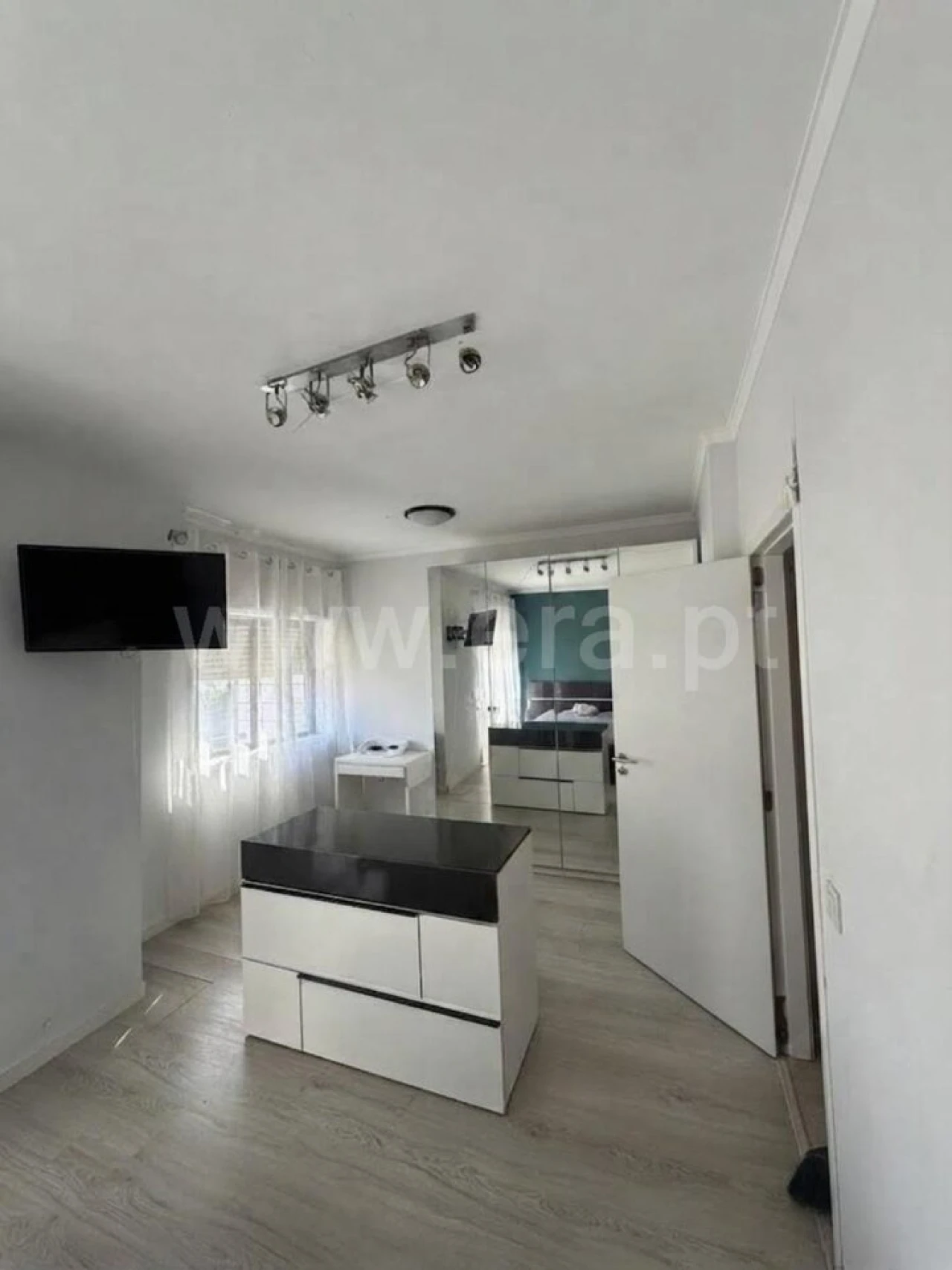Apartamento T1 para Venda em Rio Tinto Foto 4