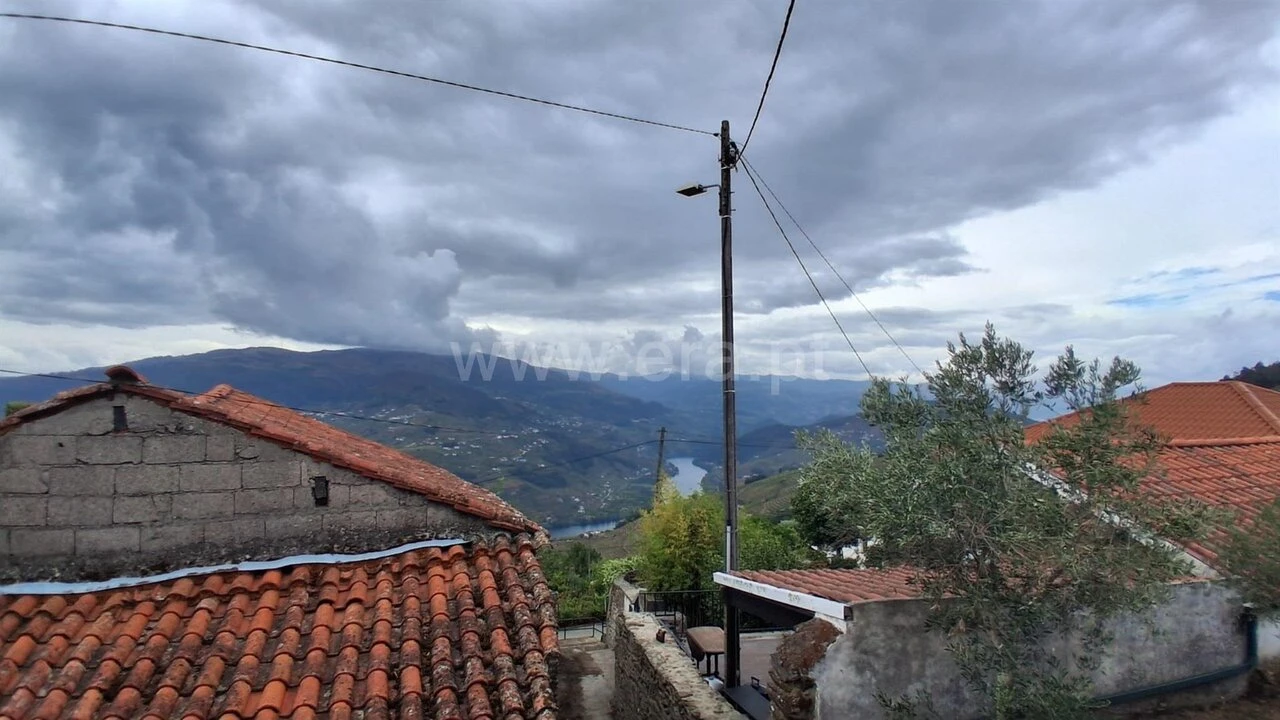 Moradia T2 para Venda em Vila Marim Foto 12