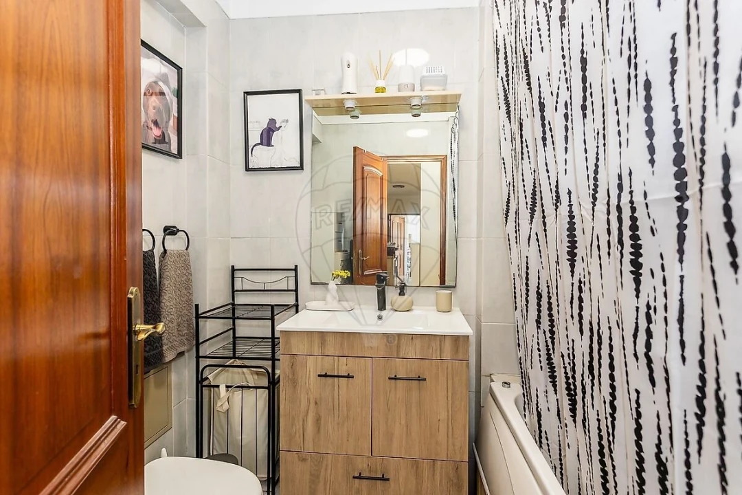 Apartamento T2 para Venda em Seixal, Arrentela e Aldeia de Paio Pires Foto 13