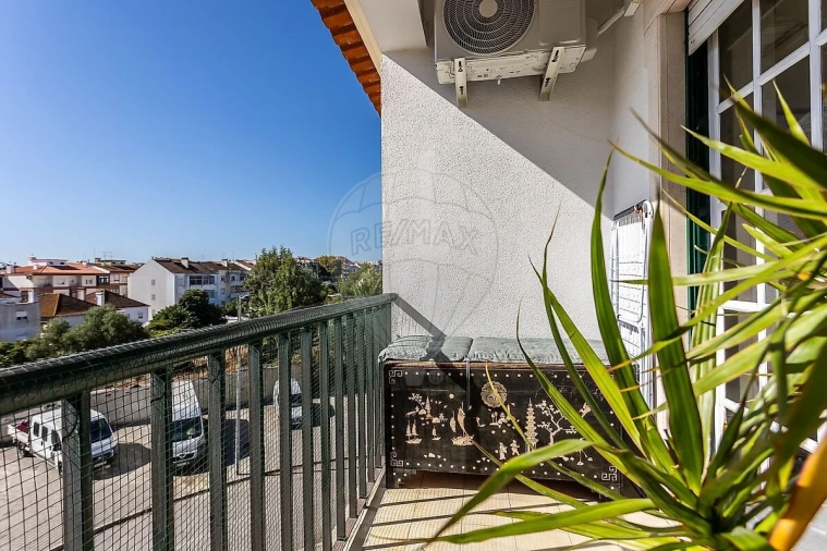 Apartamento T2 para Venda em Seixal, Arrentela e Aldeia de Paio Pires Foto 6