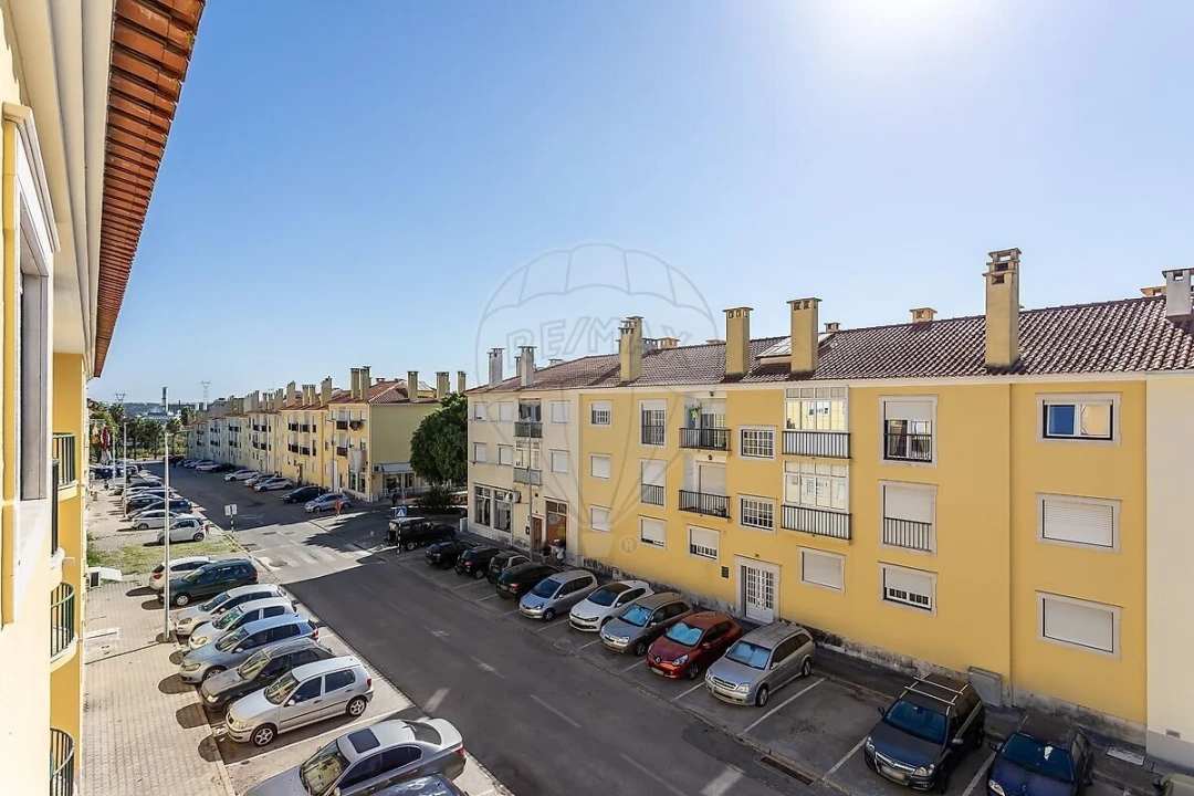 Apartamento T2 para Venda em Seixal, Arrentela e Aldeia de Paio Pires Foto 16