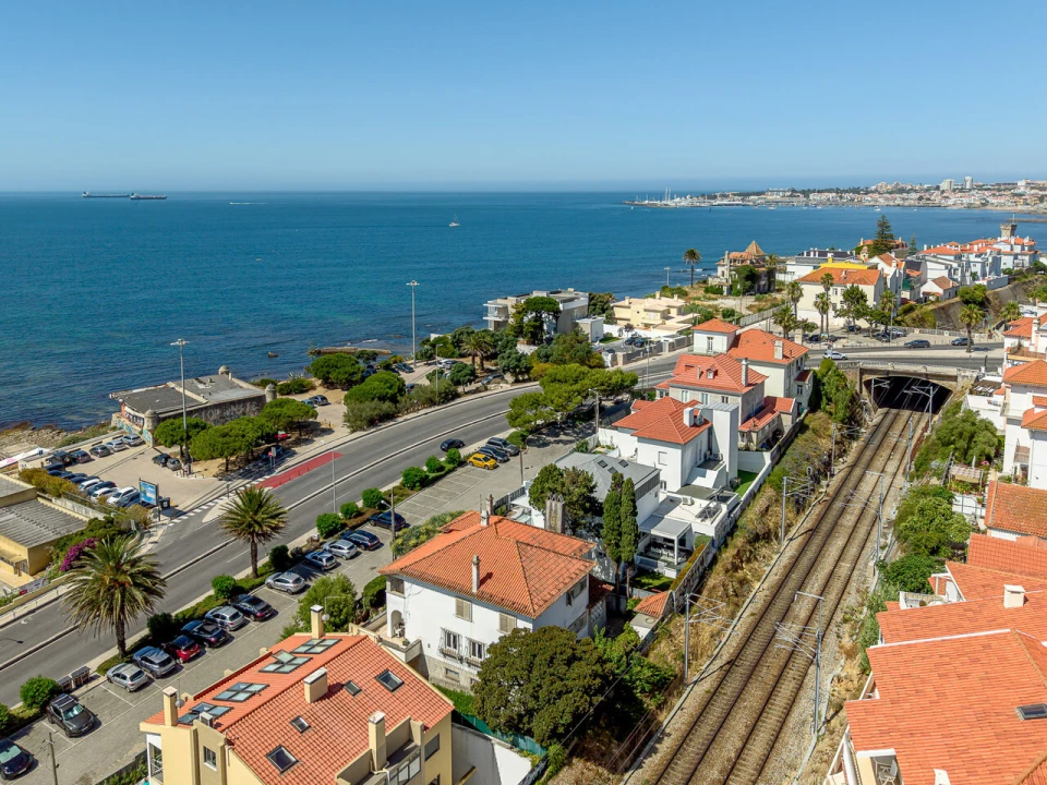 Moradia T9 para Venda em Cascais e Estoril Foto 1
