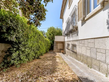 Moradia T9 para Venda em Cascais e Estoril