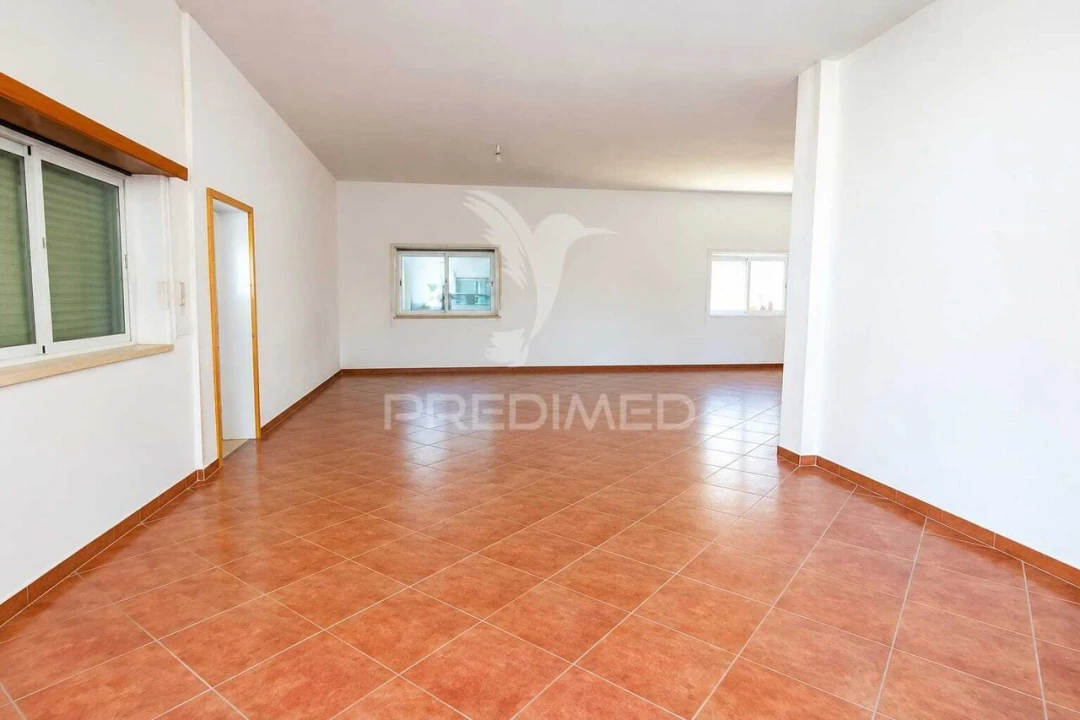 Moradia T4 para Venda em Serra e Junceira Foto 35