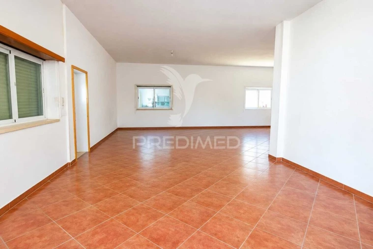 Moradia T4 para Venda em Serra e Junceira Foto 35