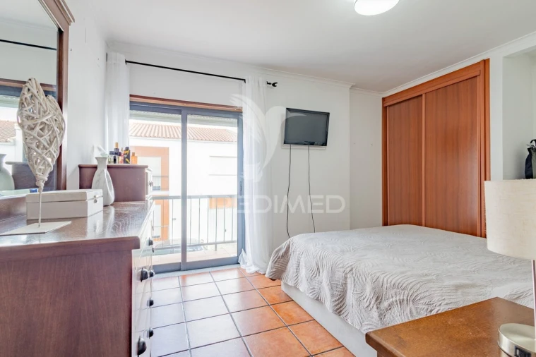 Moradia T4 para Venda em Malagueira e Horta das Figueiras Foto 3