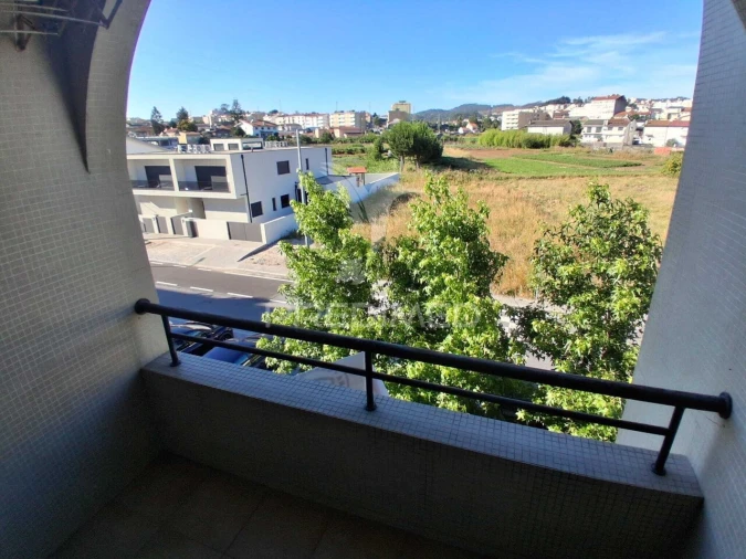 Apartamento T3 para Venda em Rio Tinto Foto 5