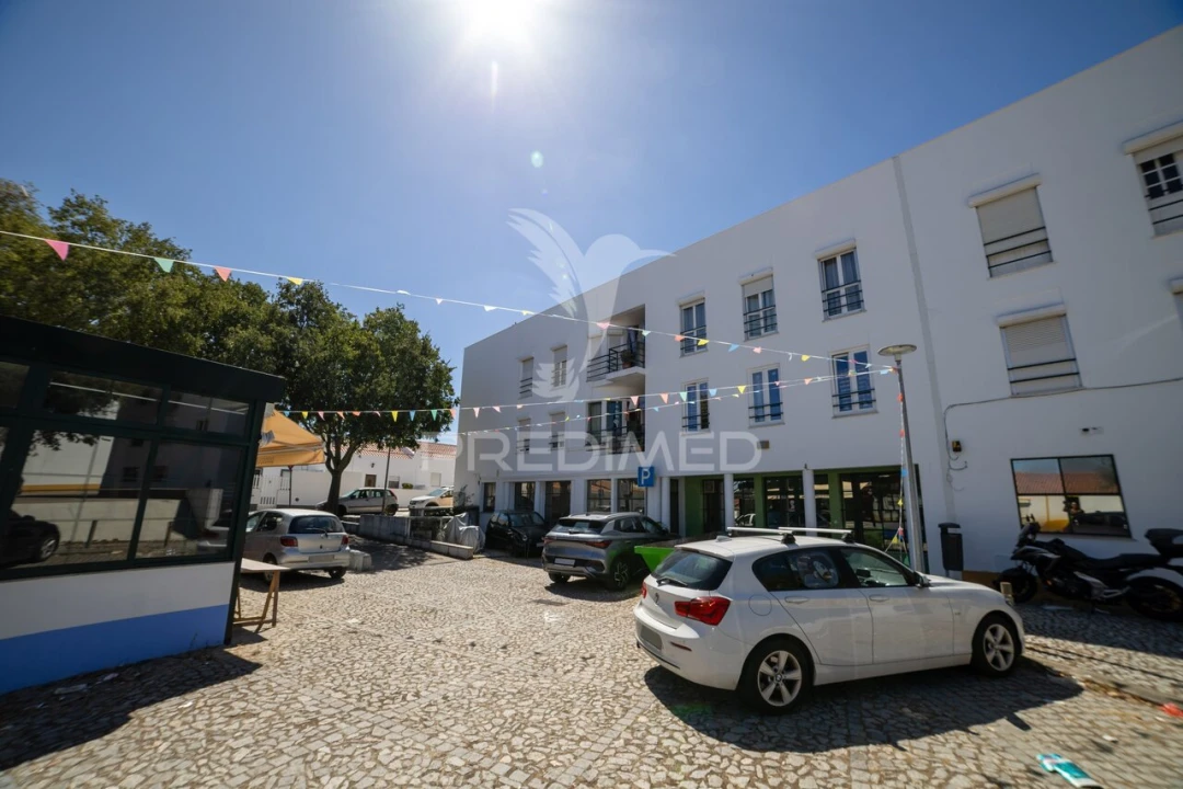 Apartamento T3 para Venda em Bacelo e Senhora da Saúde Foto 25