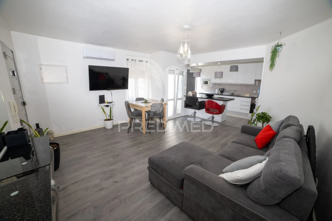 Apartamento T3 para Venda em Bacelo e Senhora da Saúde Foto 1