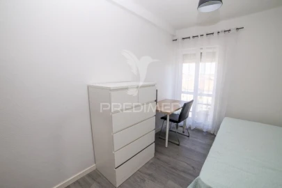 Apartamento T3 para Venda em Bacelo e Senhora da Saúde