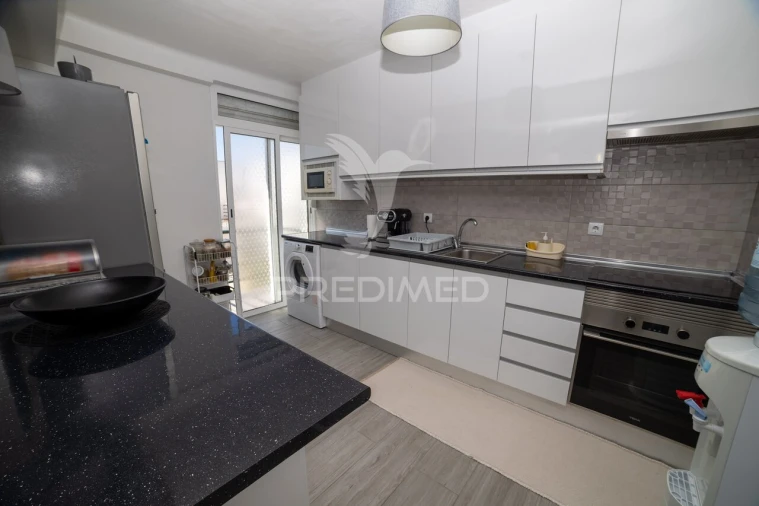 Apartamento T3 para Venda em Bacelo e Senhora da Saúde Foto 4