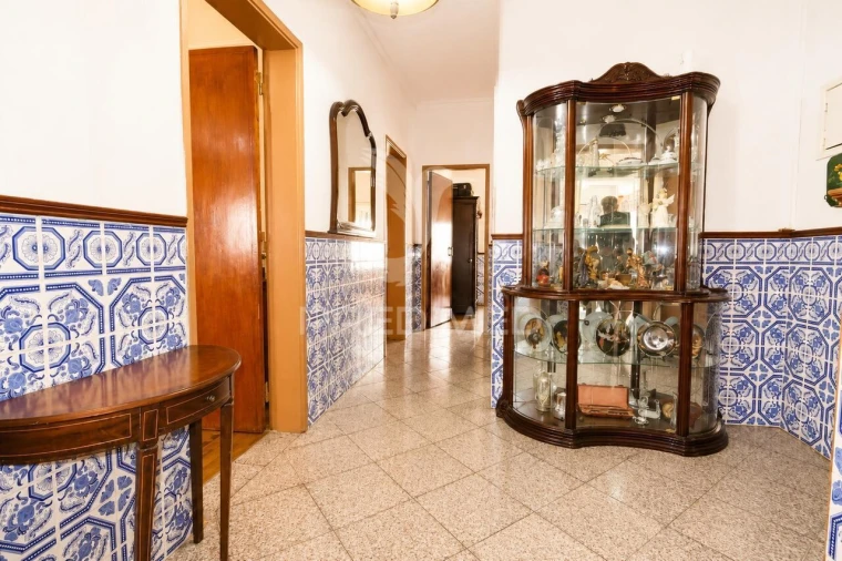 Apartamento T2 para Venda em São João Baptista Foto 8