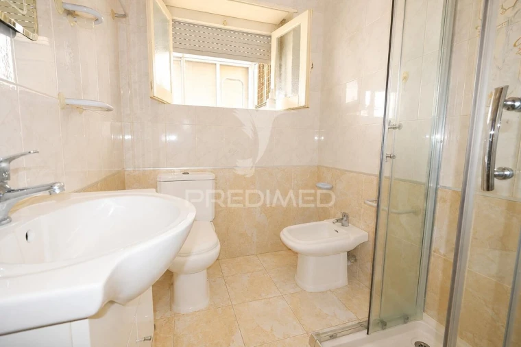Apartamento T2 para Venda em São João Baptista Foto 13