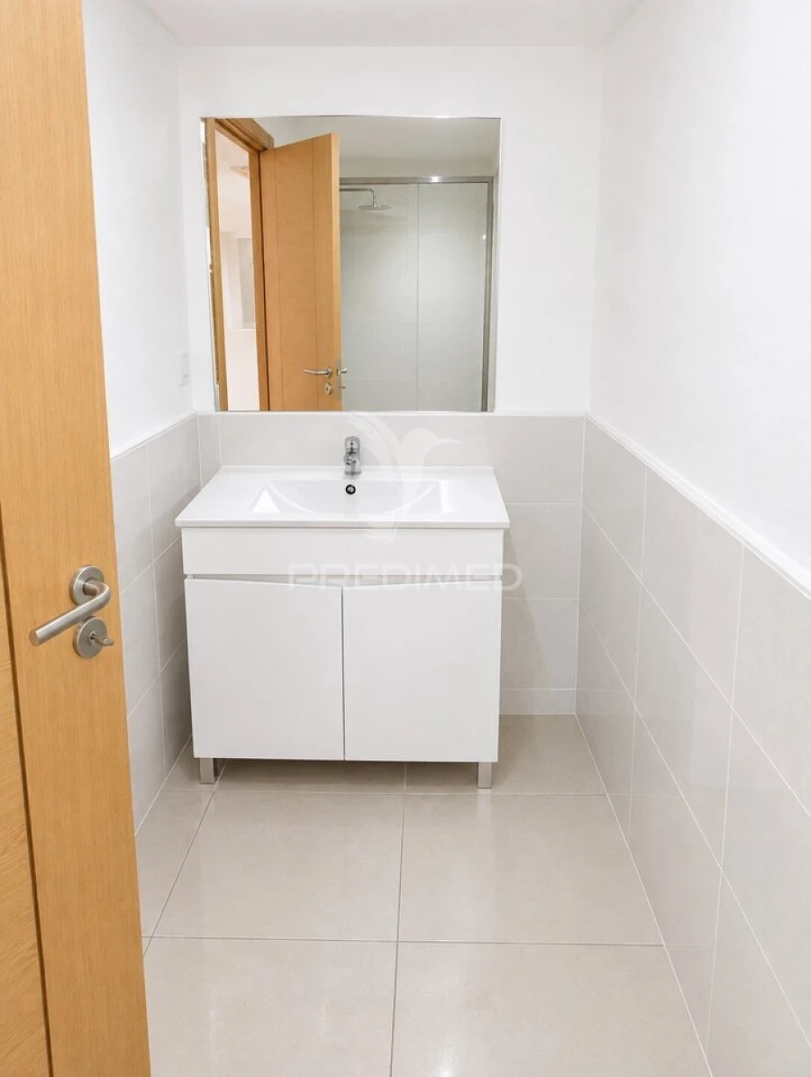Apartamento T1 para Venda em Nossa Senhora da Conceição e São Bartolomeu Foto 12