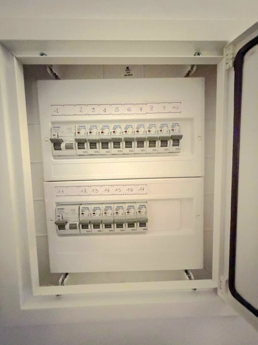 Apartamento T1 para Venda em Albufeira e Olhos de Água Foto 11