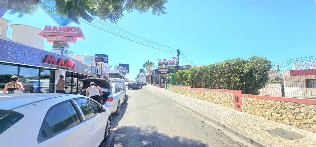 Apartamento T1 para Venda em Albufeira e Olhos de Água Foto 27
